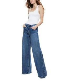 Trish Mid Rise Baggy Jeans In Broklyn Blue - Alice And Olivia -Alice And Olivia 13036825 fpx