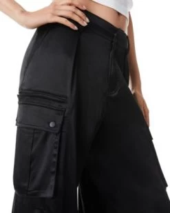 Joette Satin Wide Leg Cargo Pants - Alice And Olivia -Alice And Olivia 13075542 fpx
